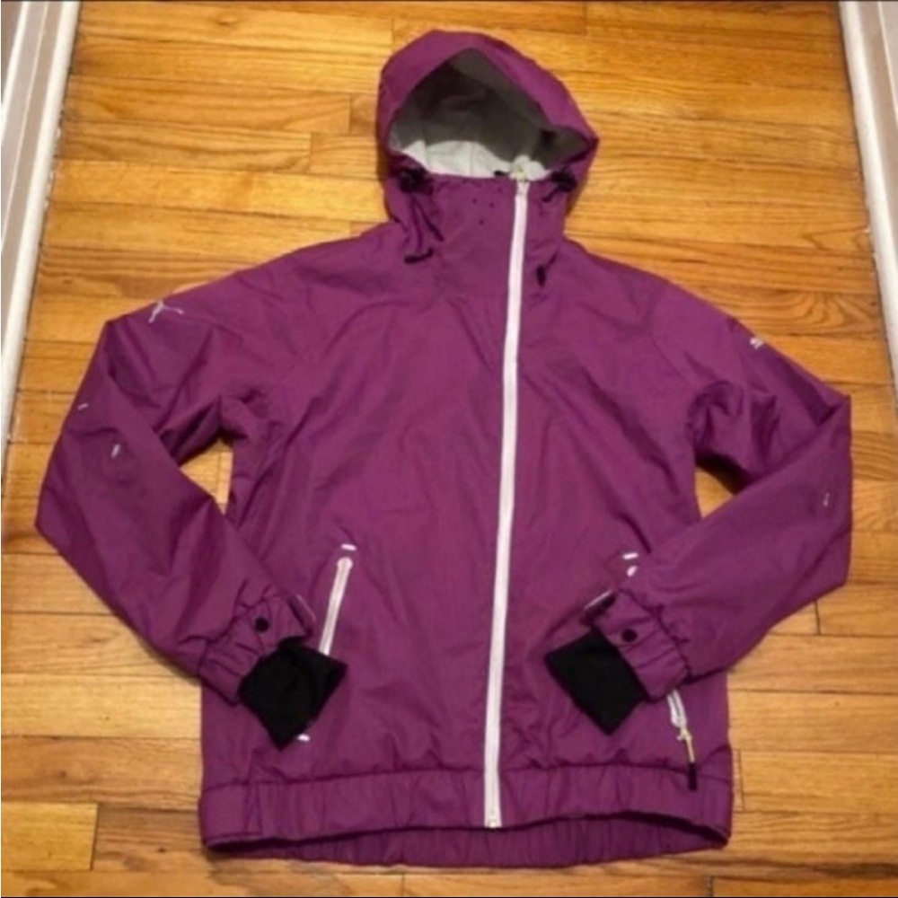 Puma woman’s windbreaker jackets